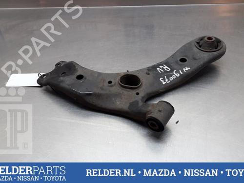 Used Right front suspension arm TOYOTA AURIS (_E15_) 1.6 (ZRE151_, ZRE151R) (124 hp) 22157704