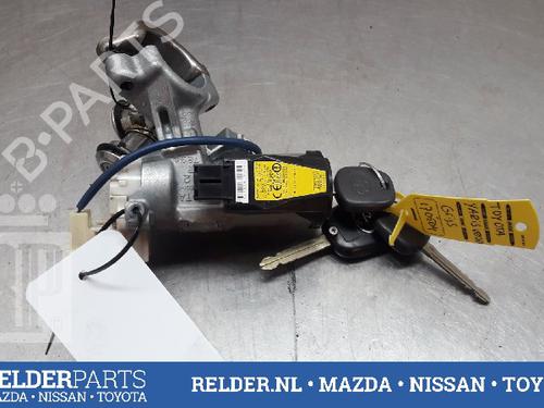 Used Ignition barrel TOYOTA YARIS VERSO (_P2_) 1.3 (NCP20_, NCP22_, NCP20R, NCP22R) (84 hp) 22160790