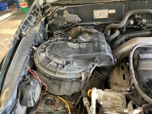 Used Air filter box TOYOTA LAND CRUISER 90 (_J9_) 3.0 TD (KZJ90_, KZJ95_, KZJ90R, KZJ95R, KZJ90W, KZJ95W) (125 hp) 22171183