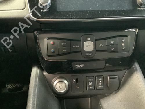 Climate control NISSAN LEAF (ZE1) Electric | BP32846397I5 - Image 2