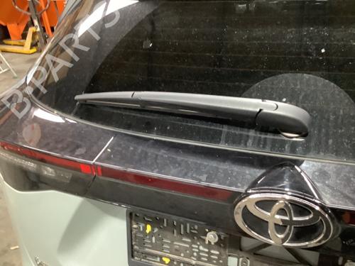 rear-windshield-wiper-arm-toyota-yaris-cross-mxp_-2020-40443948 main image