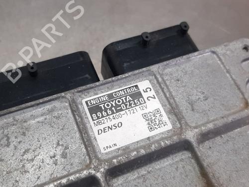 Used Engine control unit (ECU) Engine control unit (ECU) TOYOTA AURIS (_E15_) 1.8 Hybrid (ZWE150_, ZWE150R) (136 hp) 34113994 34113994