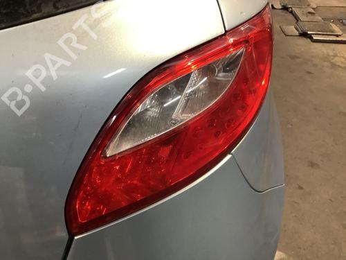Used Right taillight Right taillight MAZDA 2 (DE_, DH_) 1.3 (DE3FS) (75 hp) 33929178 33929178