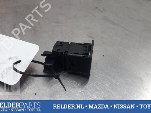 Used Switch TOYOTA YARIS (_P9_) 1.33 VVT-i (NSP90_, NSP90R) (100 hp) 22158941