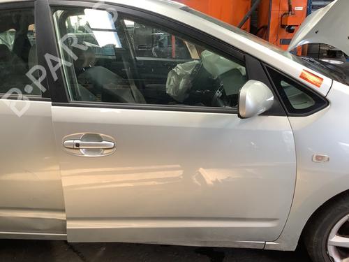 Used Right front door Right front door TOYOTA PRIUS Liftback (_W2_) 1.5 Hybrid (NHW20_, NHW20R) (112 hp) 40062882 40062882