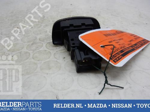 Warning switch NISSAN PRIMERA Hatchback (P12) 2.2 dCi | BP22142854I22 