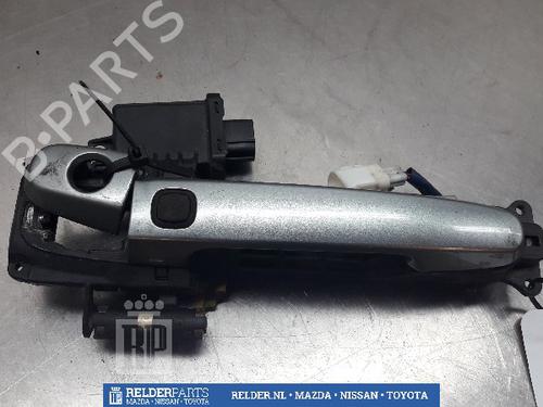 Used Exterior handle TOYOTA YARIS (_P9_) 1.3 VVT-i (SCP90_, SCP90R) (87 hp) 22157336