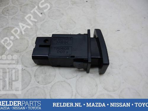 Used Warning switch TOYOTA AVENSIS Saloon (_T25_) 1.8 VVT-i (ZZT251_, ZZT251R) (129 hp) 22139876