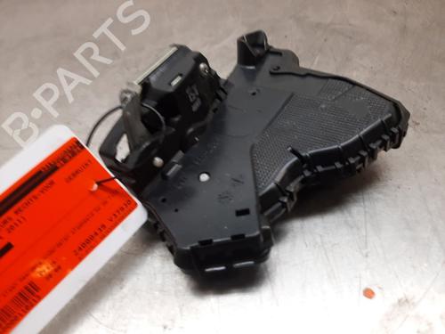 Used Front right lock TOYOTA AURIS (_E15_) 1.8 Hybrid (ZWE150_, ZWE150R) (136 hp) 22171514