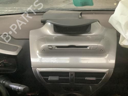 Radio TOYOTA IQ (_J1_) 1.0 (KGJ10_, KGJ10R) | BP22170480E6 