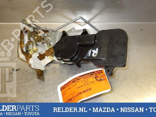 Used Front right lock MAZDA 2 (DY) 1.4 CD (68 hp) 22137051
