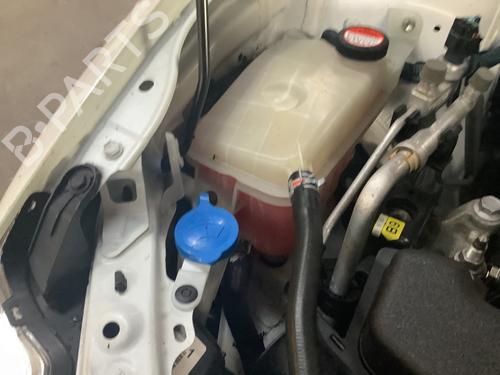 Expansion tank TOYOTA AURIS (_E18_) 1.8 Hybrid (ZWE186_, ZWE186R) | BP22164592C120 