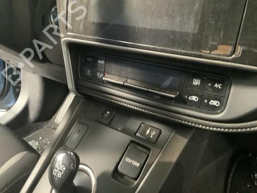 Used Climate control Climate control 22166337 22166337