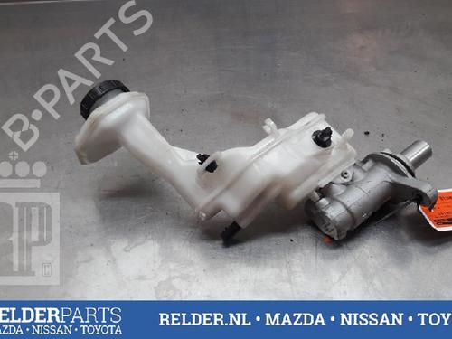 Used Brake master cylinder NISSAN QASHQAI II SUV (J11, J11_) 1.6 DIG-T (163 hp) 22161473