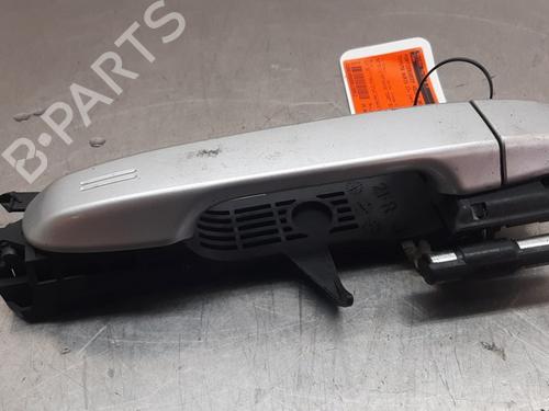 Used Front right exterior door handle Front right exterior door handle TOYOTA AURIS (_E18_) 1.8 Hybrid (ZWE186_, ZWE186R) (136 hp) 36776218 36776218