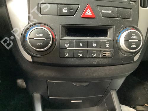 AC Styreenhet / Manøvreringsenhet KIA CEE'D SW (ED) 1.4 CVVT (90 hp) 27192477