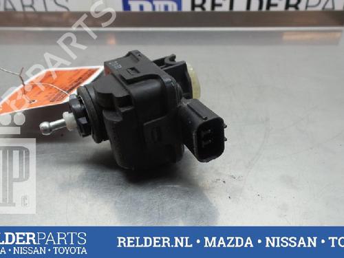 Headlight adjuster motor MAZDA 323 F VI Hatchback (BJ) 1.6 (BJ10M) | BP22139570E19 