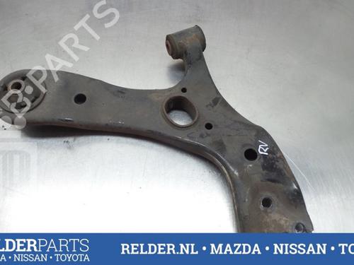 Used Right front suspension arm TOYOTA AURIS (_E15_) 1.8 Hybrid (ZWE150_, ZWE150R) (136 hp) 22152627