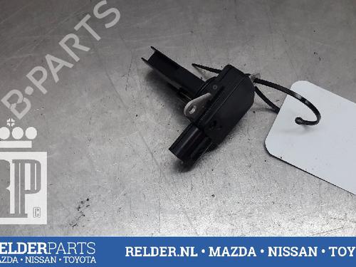 Used Mass air flow sensor TOYOTA AURIS Estate (_E18_) 1.8 Hybrid (ZWE186_, ZWE186R, ZWE186H) (136 hp) 22160949