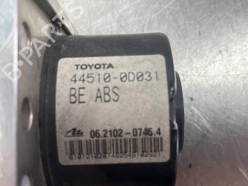 ABS pump TOYOTA YARIS (_P9_) 1.0 VVT-i (KSP90_, KSP90R) | BP28173558M43 