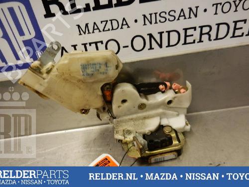 Used Rear left lock NISSAN ALMERA TINO (V10) 2.2 dCi (112 hp) 22147545