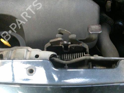 Used Hood lock TOYOTA YARIS (_P9_) 1.4 D-4D (NLP90_, NLP90R) (90 hp) 22152538