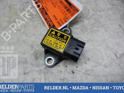 Used Electronic module TOYOTA RAV 4 II (_A2_) 2.0 D 4WD (CLA20_, CLA21_, CLA20R, CLA21R) (116 hp) 22141913