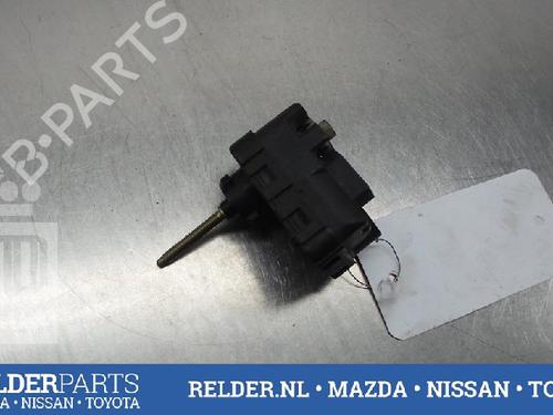 Headlight adjuster motor TOYOTA AVENSIS Estate (_T25_) 2.0 D-4D (CDT250_, CDT250R) | BP22145223E19 