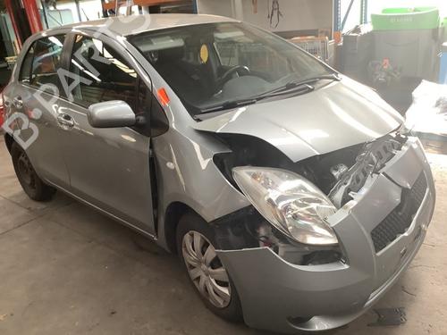 Used Steering column TOYOTA YARIS (_P9_) 1.3 VVT-i (SCP90_, SCP90R) (87 hp) 22166245