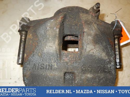 Used Right front brake caliper TOYOTA HIACE IV Van (__H1_, __H2_) 2.5 D-4D (KLH12, KLH22) (117 hp) 22143451
