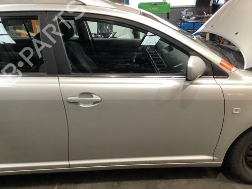 Used Right front door TOYOTA AVENSIS Estate (_T25_) 1.8 VVT-i (ZZT251_, ZZT251R) (129 hp) 22169190