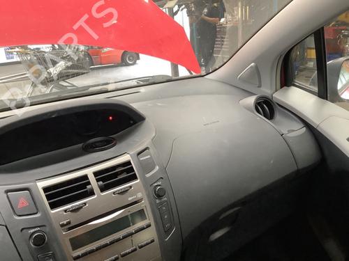 Airbag delantero derecho TOYOTA YARIS (_P9_) 1.0 VVT-i (KSP90_, KSP90R) (69 hp) 30811413