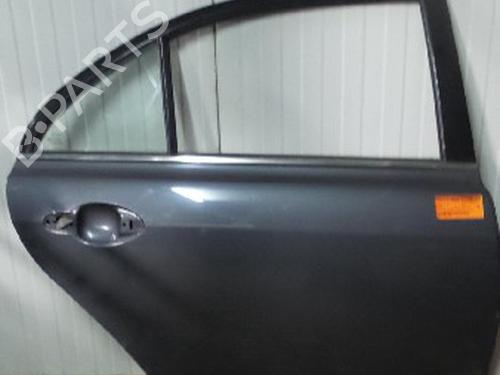Used Right rear door TOYOTA AVENSIS (_T25_) 2.0 D-4D (CDT250_, CDT250R) (116 hp) 22142224