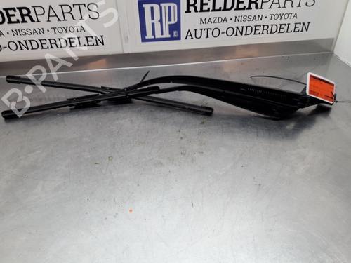 Used Front windshield wiper arm MAZDA 2 Hatchback (DL, DJ) 1.5 SKYACTIV-G (90 hp) 22165044
