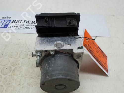 Used Electronic module NISSAN MICRA III (K12) 1.2 16V (65 hp) 22148462