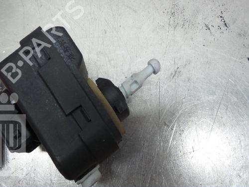 Used Headlight adjuster motor NISSAN NOTE (E11, NE11) 1.6 (110 hp) 22153400