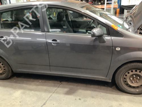 Right front door TOYOTA COROLLA Verso (ZER_, ZZE12_, R1_) 2.2 D-4D (AUR10_, AUR10R) | BP29698624C3 