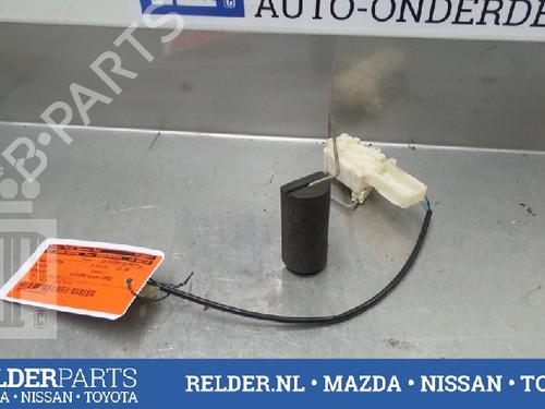 Used Fuel pump TOYOTA COROLLA Liftback (_E11_) 1.4 (ZZE111_, ZZE111R) (97 hp) 22136496