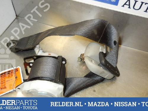 Sikkerhedssele bag venstre TOYOTA COROLLA Verso (_E12_) 1.8 VVT-i (ZZE122_, ZZE122R) (135 hp) 22142986