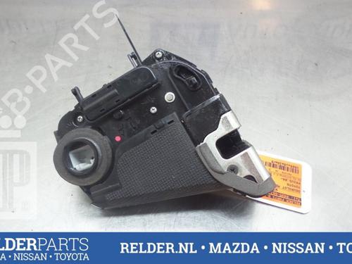 Used Rear left lock TOYOTA PRIUS Liftback (_W2_) 1.5 Hybrid (NHW20_, NHW20R) (112 hp) 22152894