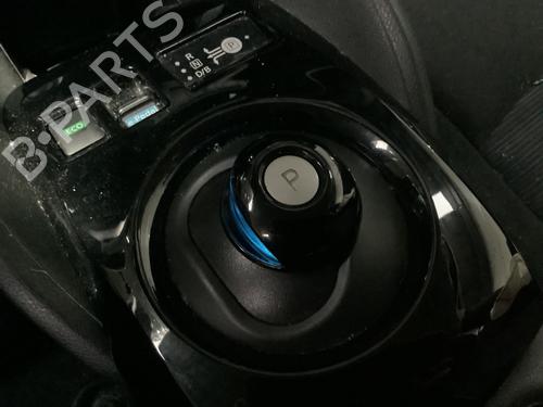 Shift knob NISSAN LEAF (ZE1) Electric | BP30713286I34