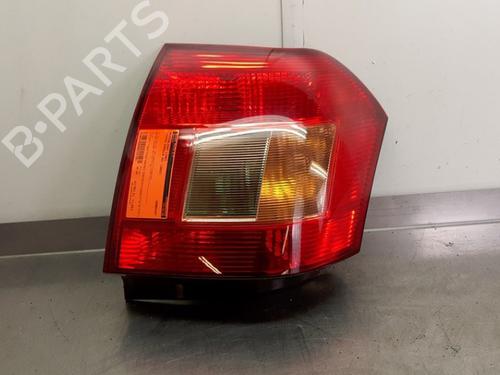 Used Left taillight TOYOTA COROLLA (_E12_) 2.0 D-4D (CDE120R, CDE120L_) (116 hp) 31027639