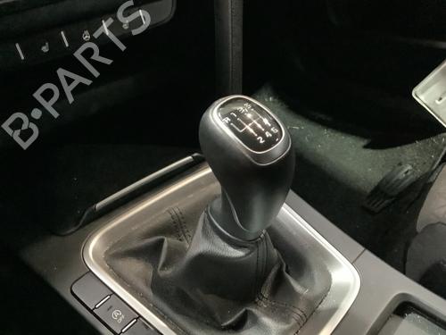 Used Shift knob KIA CEED Sportswagon (CD) 1.0 T-GDI (101 hp) 31874198