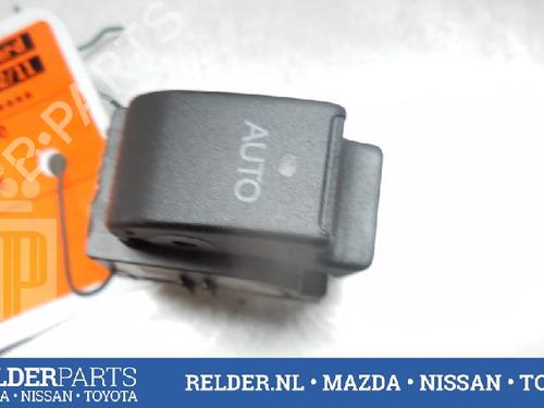 Switch TOYOTA AVENSIS Estate (_T25_) 2.0 VVT-i (AZT250_, AZT250R) | BP22137270I30 