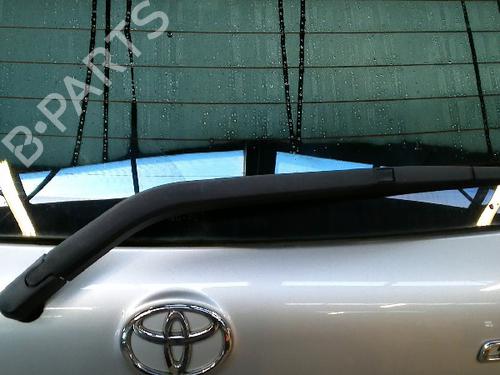 Used Rear windshield wiper arm TOYOTA COROLLA (_E12_) 1.6 VVT-i (ZZE121_, ZZE121R) (110 hp) 22155161