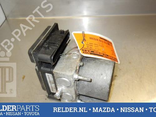 Used ABS pump NISSAN PRIMERA Estate (WP12) 1.8 (115 hp) 22143224
