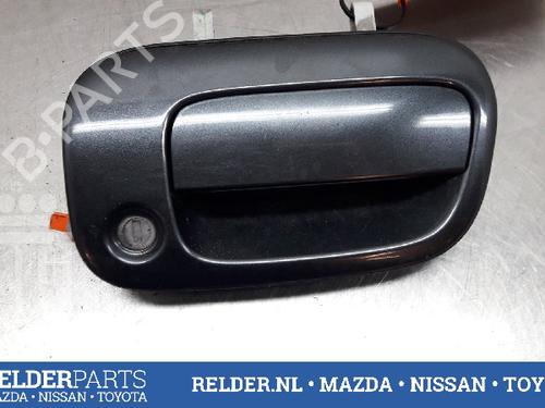 Trunk håndtak TOYOTA RAV 4 II (_A2_) 2.0 D 4WD (CLA20_, CLA21_, CLA20R, CLA21R) (116 hp) 22159181