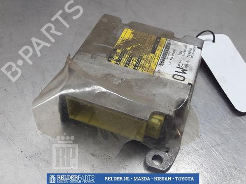 Kollisjonspute styreenhet TOYOTA YARIS (_P9_) 1.3 VVT-i (SCP90_, SCP90R) (87 hp) 22157339