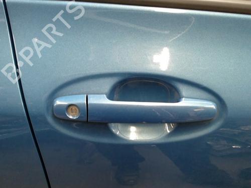 Used Front right exterior door handle TOYOTA YARIS (_P9_) 1.4 D-4D (NLP90_, NLP90R) (90 hp) 22161974