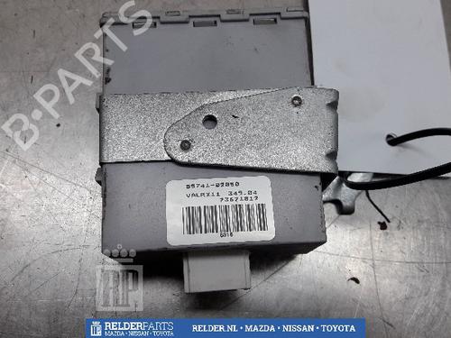 Elektronische module TOYOTA COROLLA (_E12_) 1.4 D (NDE120_, NDE120R) (90 hp) 22156729